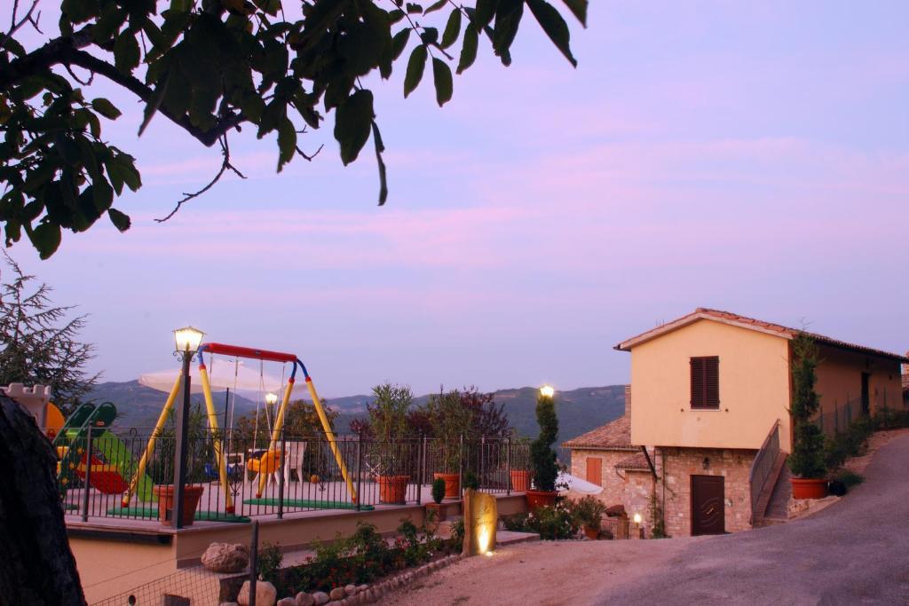 B&B La Terrazza Del Subasio Ассизи Экстерьер фото